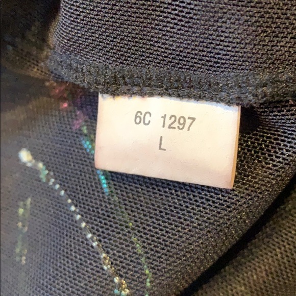 Sheer Tank with Floral Embroidery Size Large - Picture 7 of 7